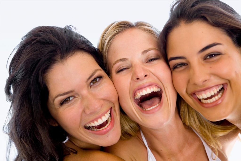 10 THINGS THAT ACTUALLY RUIN YOUR SMILE