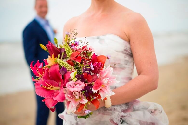 How to Choose Flowers for Your Wedding