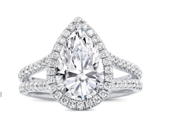 Create Intense Sparkle on Your Special Day with Halo Diamond Engagement Rings