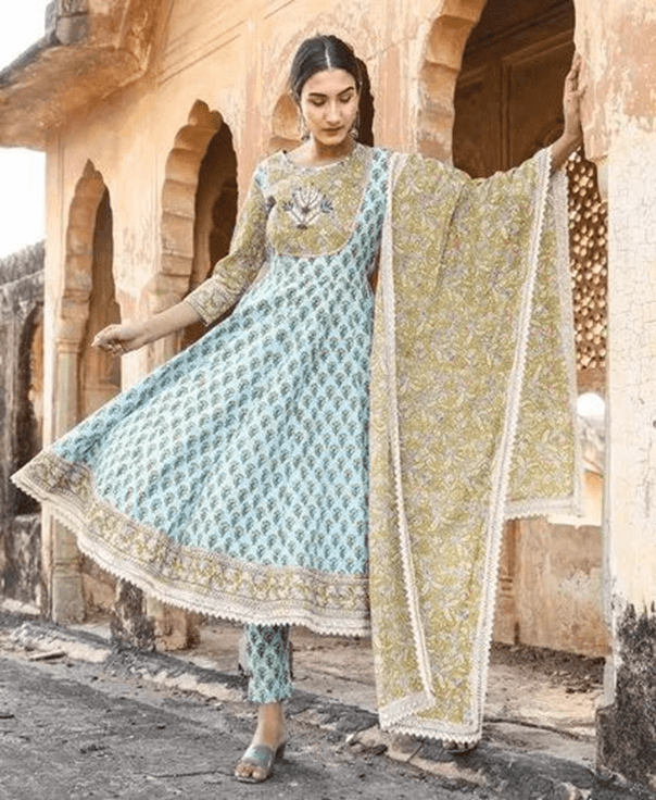 10 Types of Anarkali Suits for Wedding