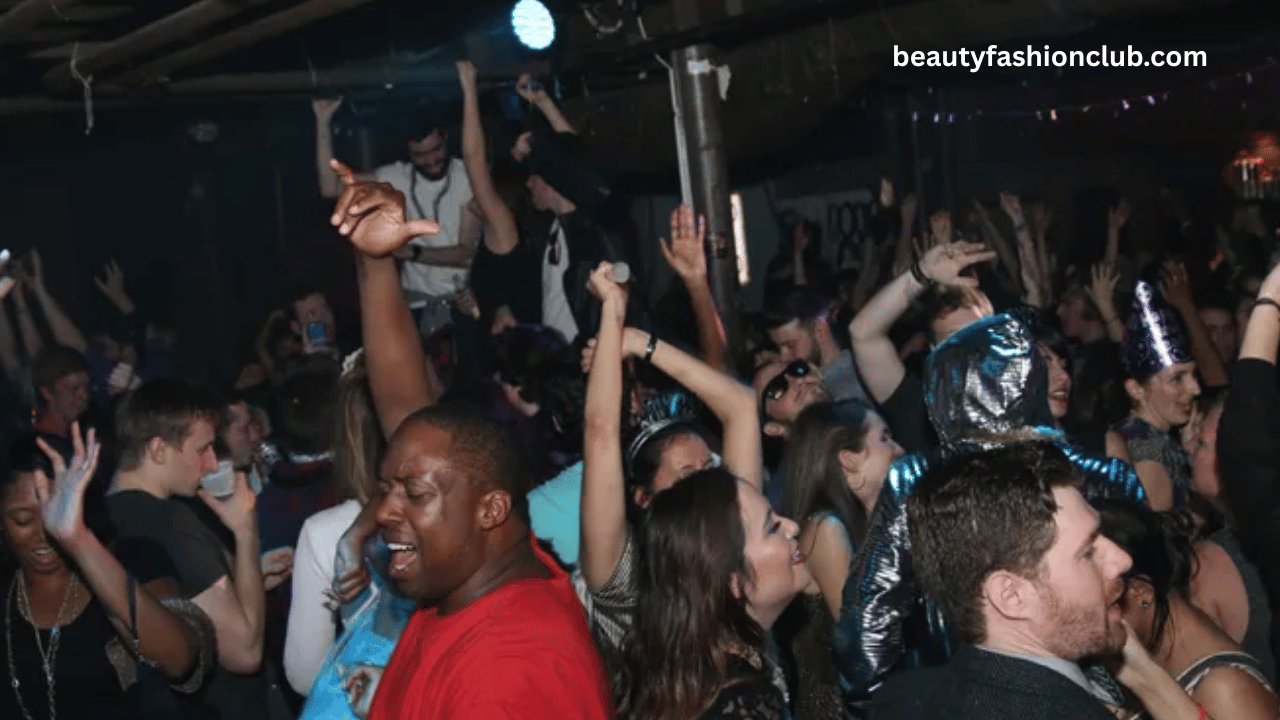 How to Throw a Party Without Getting Busted: The Ultimate Guide