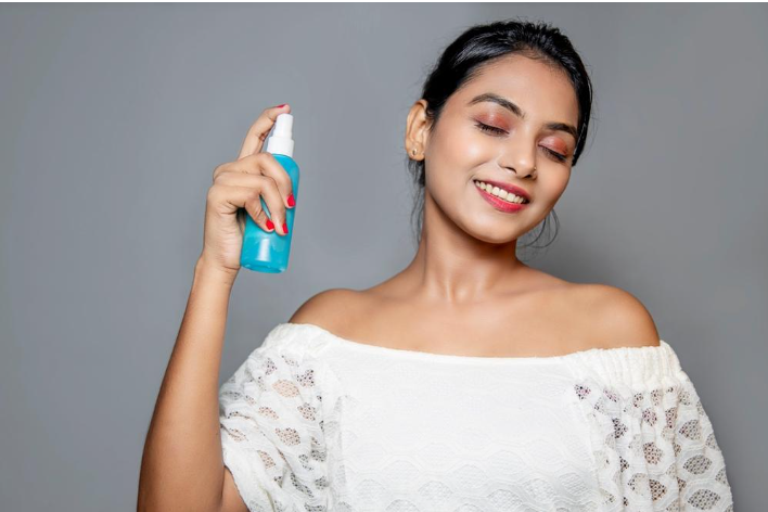 How to Make Your Makeup Last From Dawn to Dusk in Record-Breaking Heat