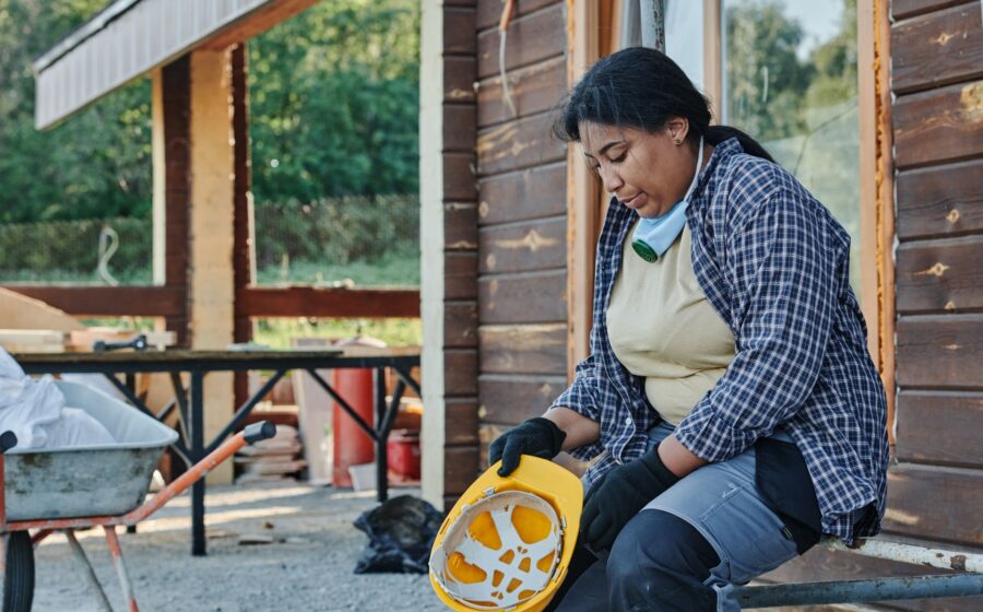 6 Ways to Stay Fit and Safe When You Have a Physically Active Job